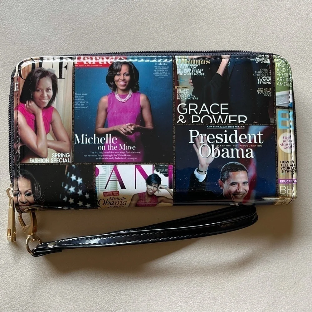 🍾HP🍾Michelle Obama printed wallet with wristlet